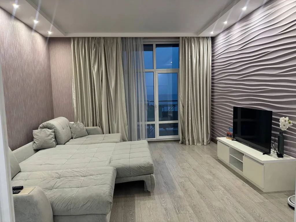 Уютная квартира в центре с потрясающим видом на море