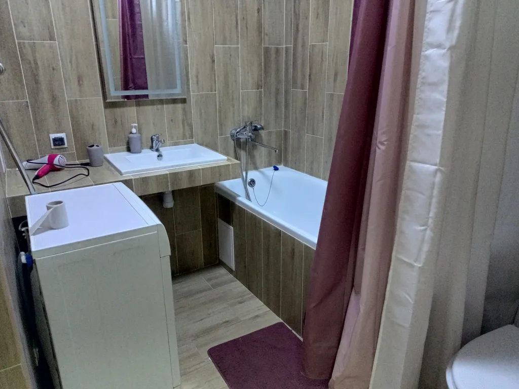 Квартира Уютная квартира-студия с диванчиком у жд вокзала и ТЦ Вавилон — Тверь