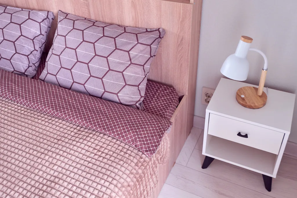 Студия на Розы Люксембург, 19  (дом без лифта)