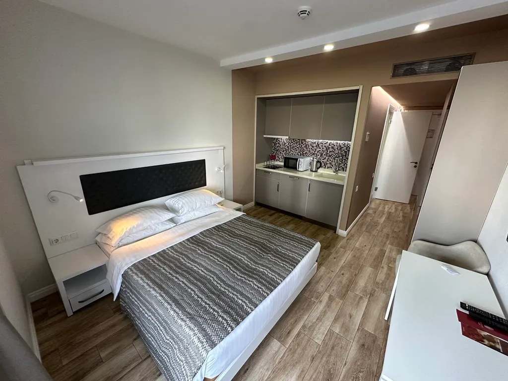 Квартира Апартаменты с видом на первой линии моря в 5* Апарт-отеле — Батуми