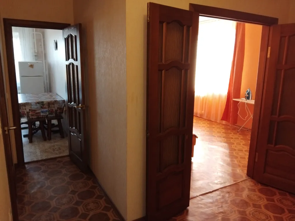 Квартира Просторная квартира в центре города с видом на море — Ейск