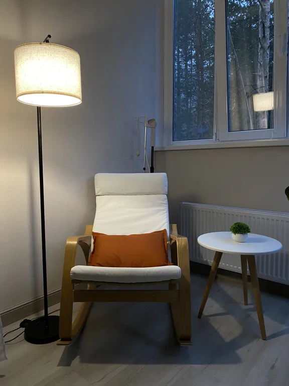 Уютный апартамент на берегу реки с видом на горы