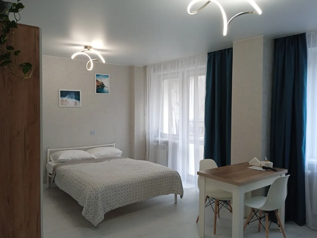 Квартира Уютная студия вблизи Столбов — аренда посуточно в Красноярск