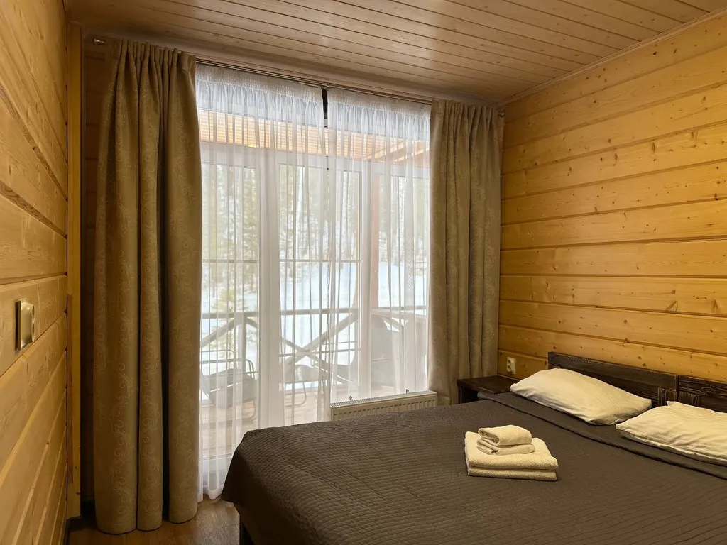 Апартаменты с видом на лес в Sunny valley