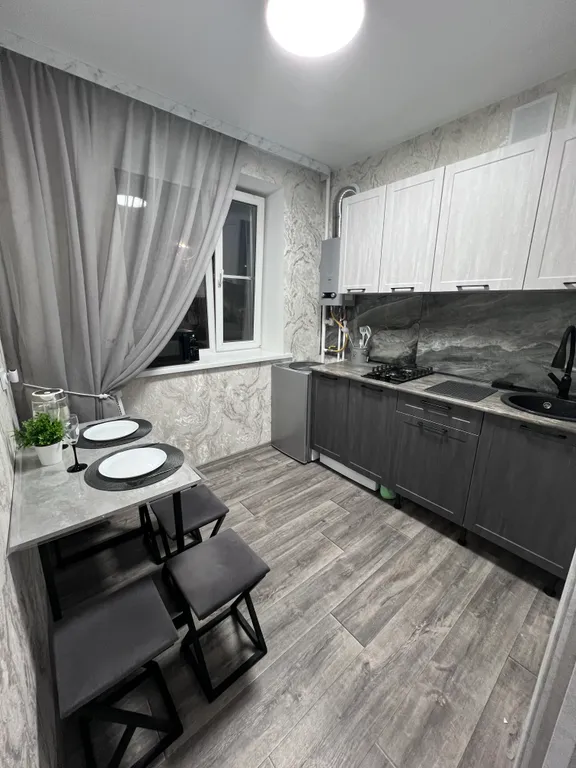 Квартира Лофт апартаменты возле набережной — аренда посуточно в Камышин