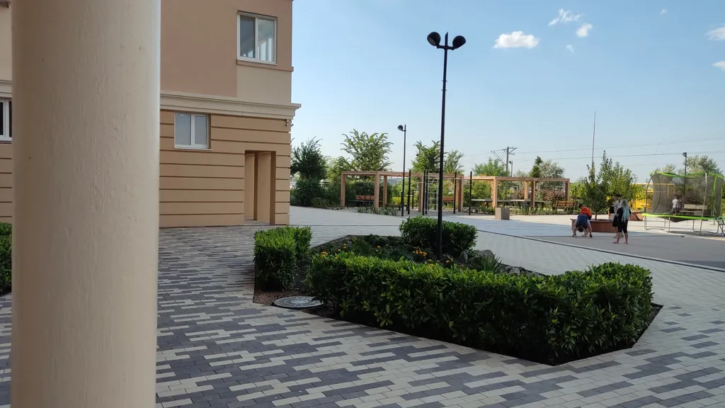 Квартира с балконом у моря