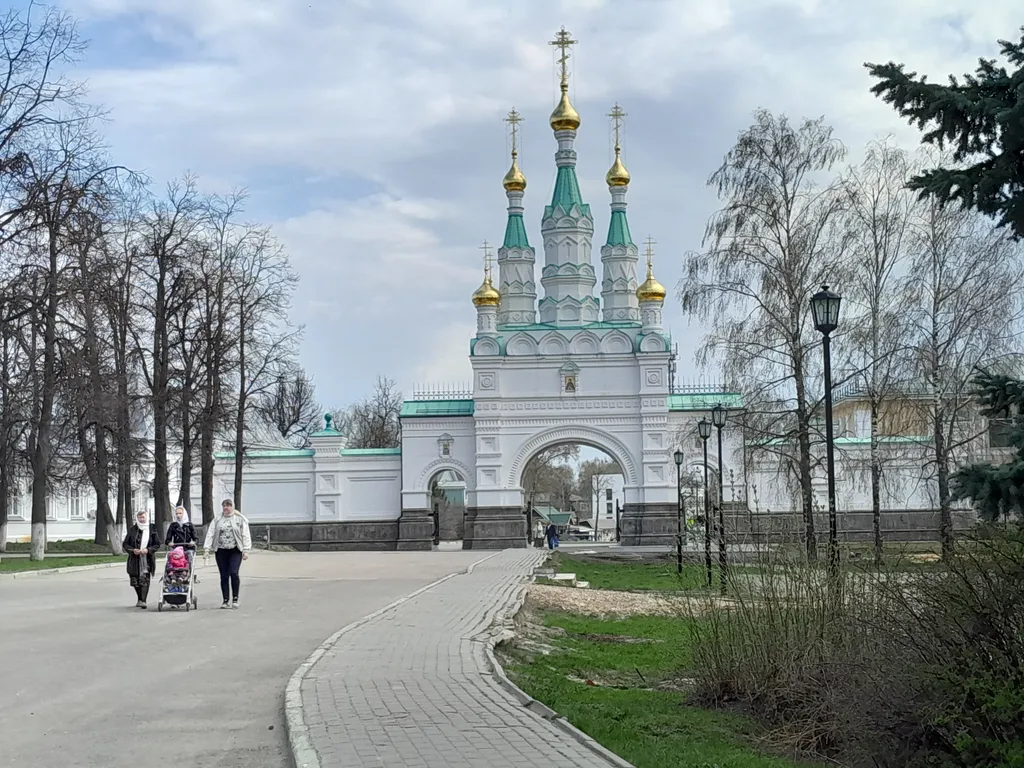 Дом у источника