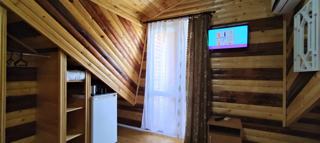 Эко-номер с индивидуальным балконом, кондиционер, эл чайник, парковка