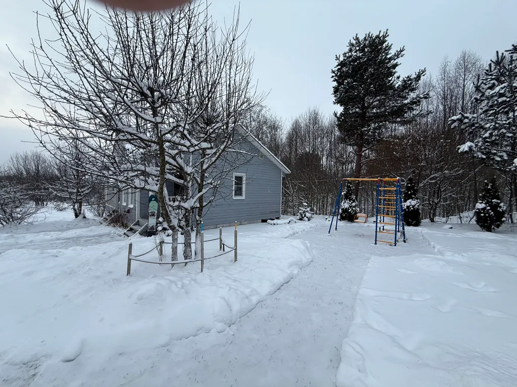 Уютный уголок с видом на горнолыжные трассы