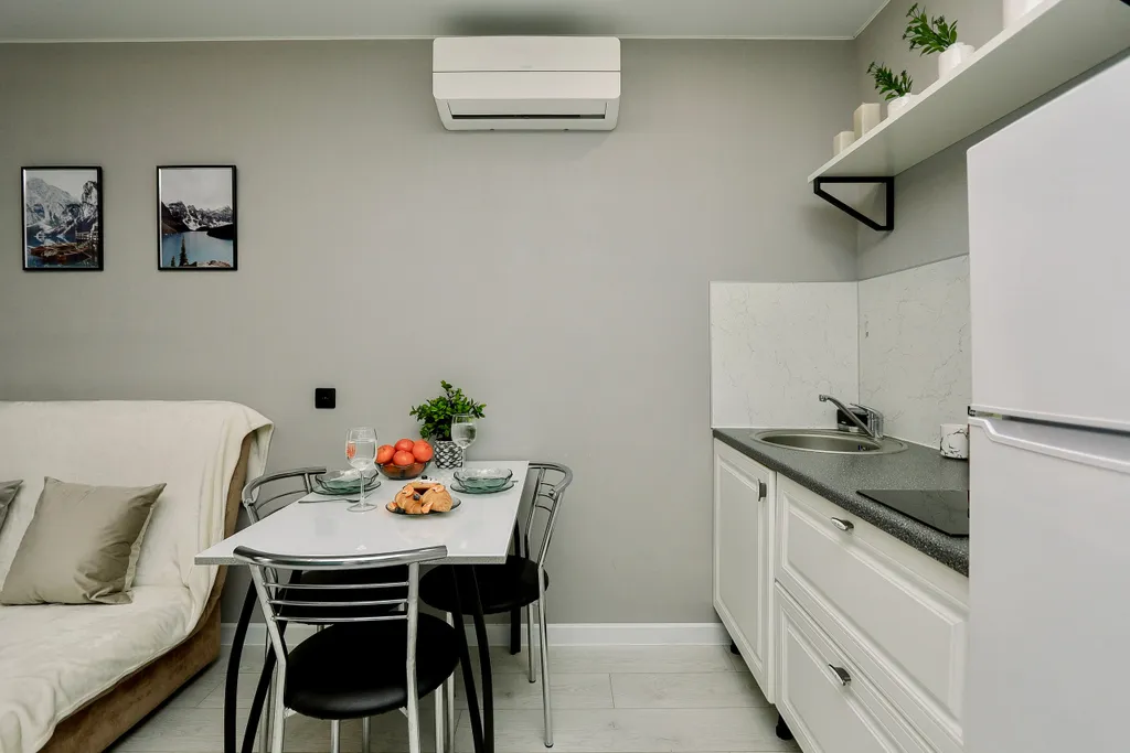 Евро двухкомнатная квартира для комфортного отдыха в центре города