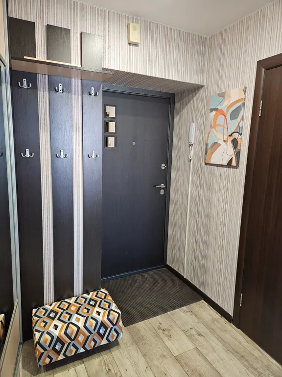 Уютная квартира в современном районе и рядом с лесом