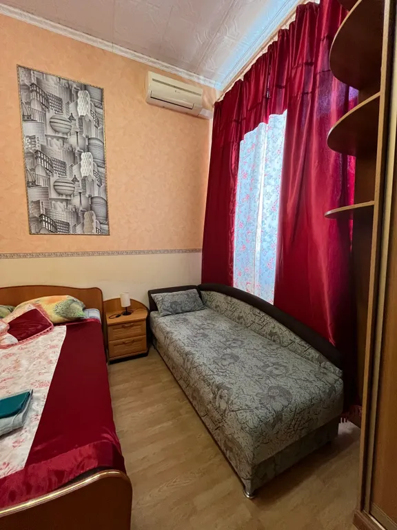 Квартира Уютная и чистая студия от собственника возле аэропорта — Омск