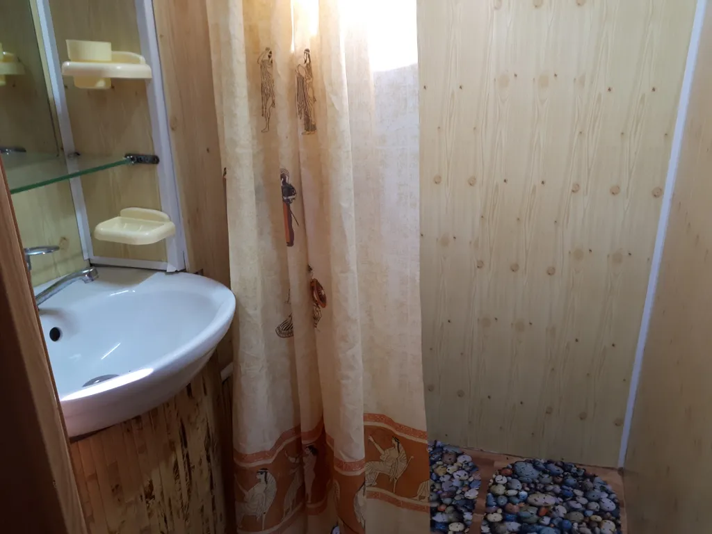 Коттедж Летний дом в 5 минутах от моря — Анапа