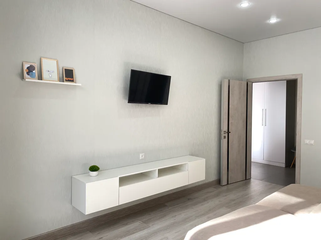 Уютный апартамент на берегу реки с видом на горы