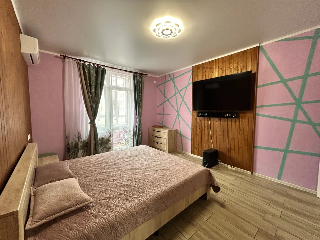 Квартира Квартира Отличная двушка с боковым видом на море — Геленджик