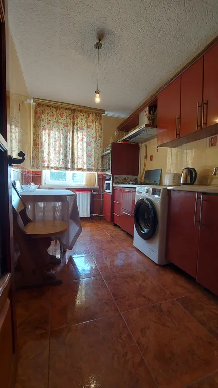 Квартира Просторная квартира, район - Заповедника Херсонес, ТЦ Муссон — Севастополь