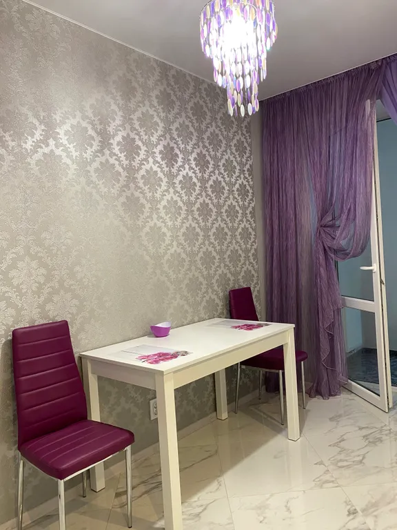 Уютная новая квартира с дизайнерским ремонтом рядом с морем