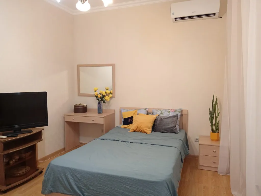 Уютная студия в центре Западного в Левенцовке