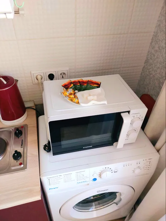 Малышка у ТЯК Москва
