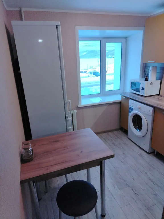 Просторная трехкомнатная квартира с видодом на море и парк маяк