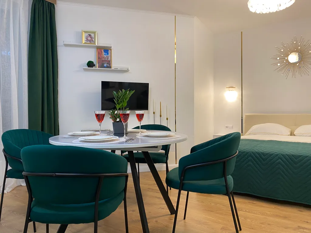 Шикарная студия на Парнасе