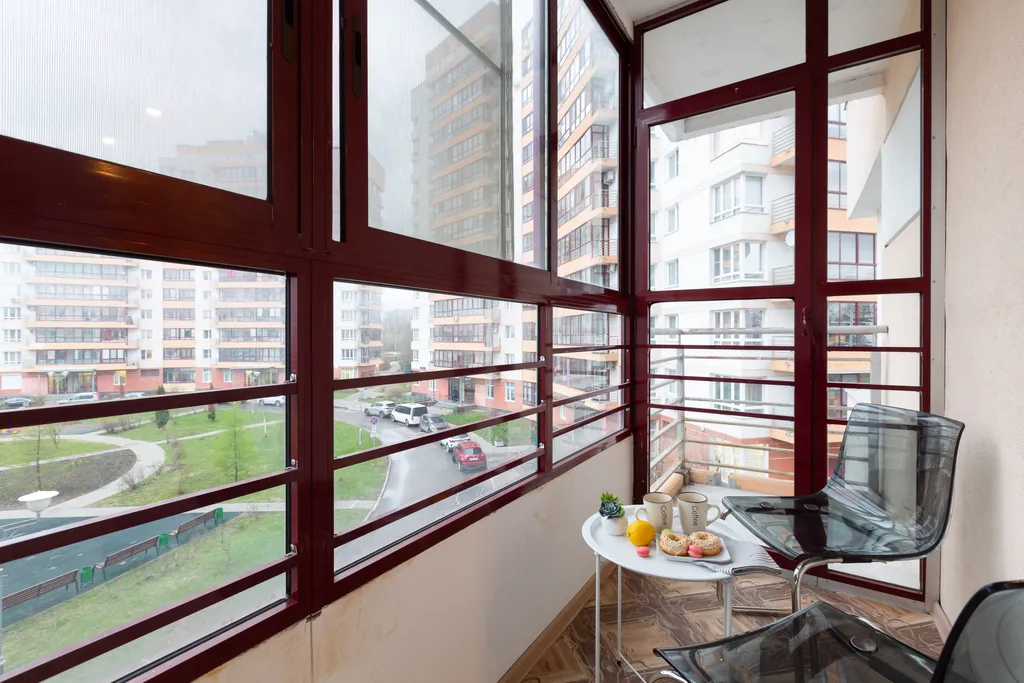 Квартира, просыпайтесь в весеннем саду