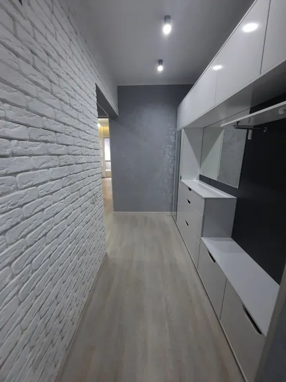 Госпитальный 37