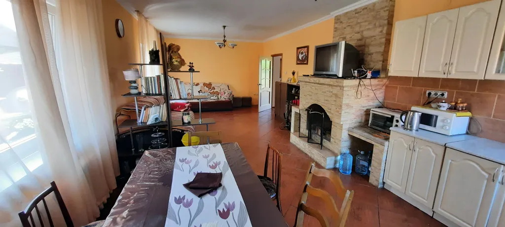 4-комнатный Дом