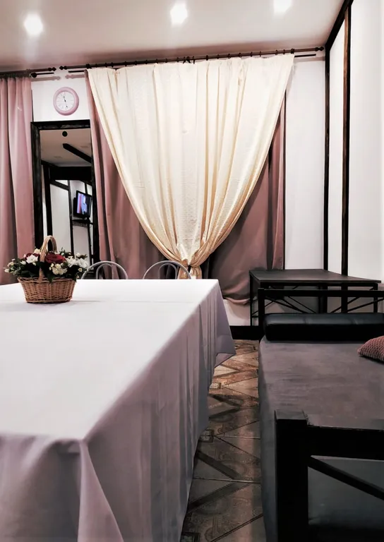 Коттедж для гостей в Ильичево. Баня, бассейн, камин.