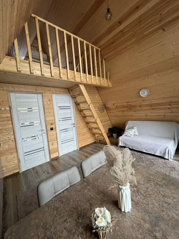 Коттедж Дом на первой береговой линии с видом на озеро номер Аб — Лабинск