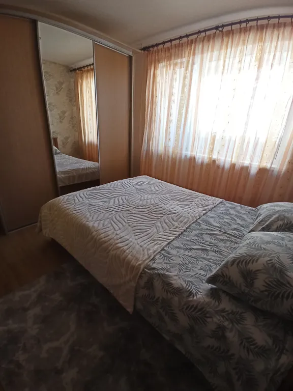 Просторная квартира, микрорайон Восток