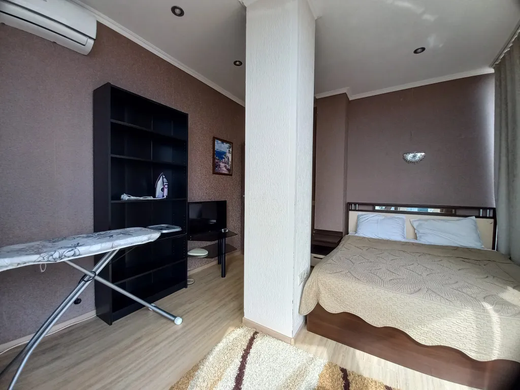 Квартира с красивейшим видом на море в центре города