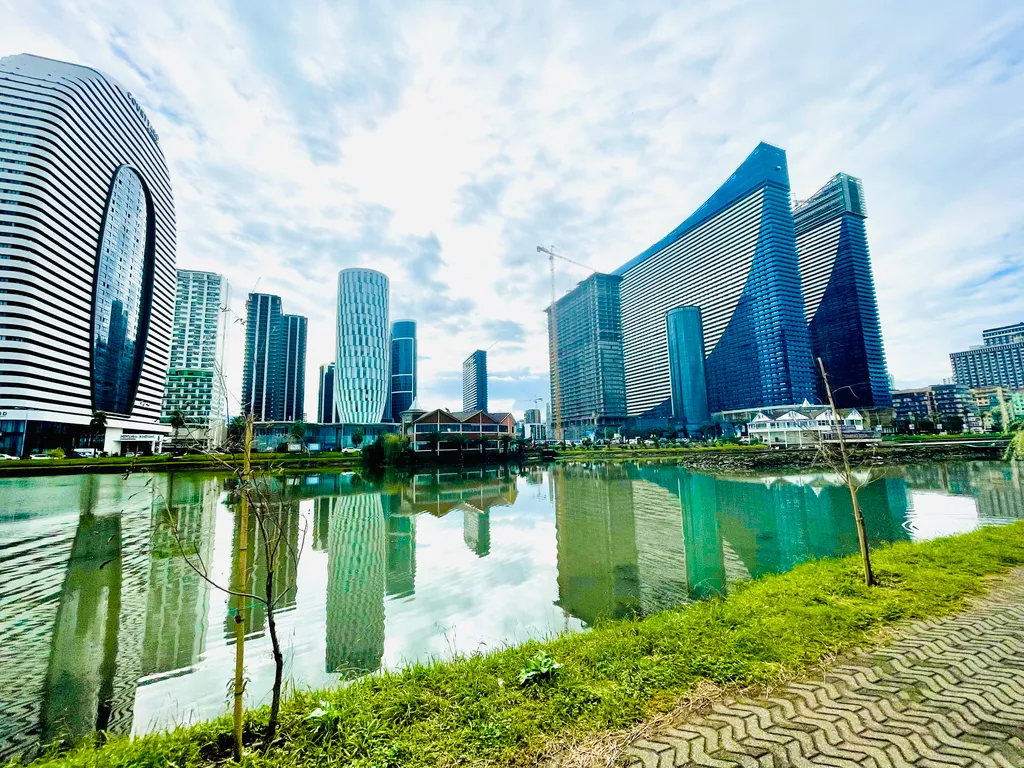 Студия с панорамным видом на море и поющие фонтаны