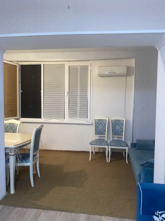 Уютная 2-комнатная (+лоджия) квартира в центре города