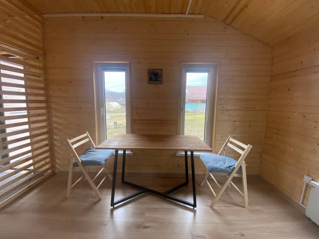 Уютный дом c садом у горной реки