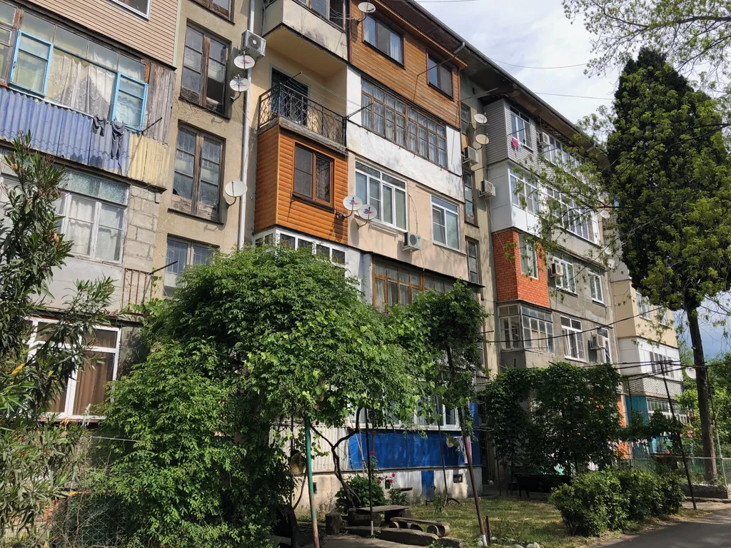 Квартира рядом с морем — аренда посуточно в Пицунда