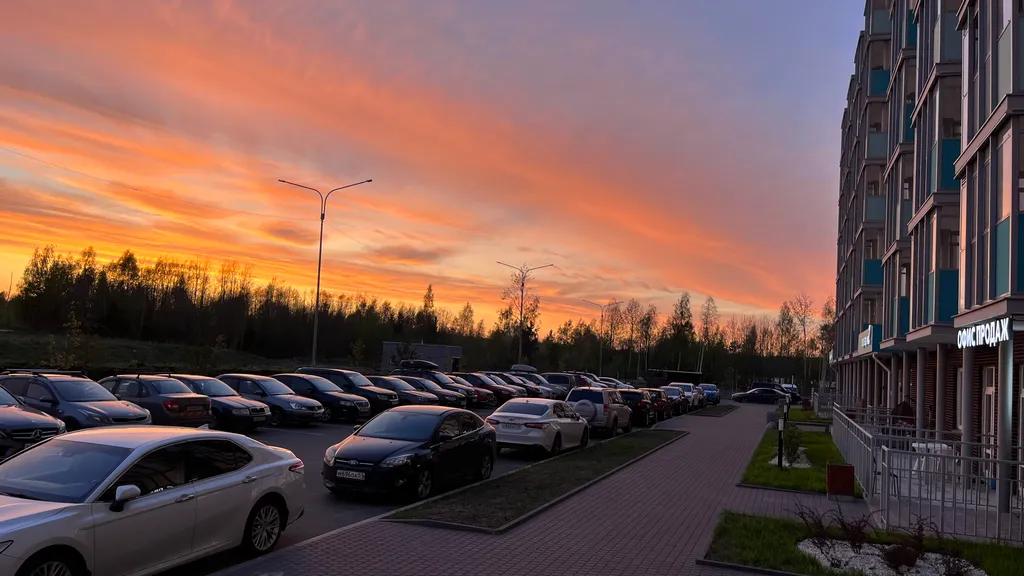 Апартаменты с видом на озеро в элитном районе