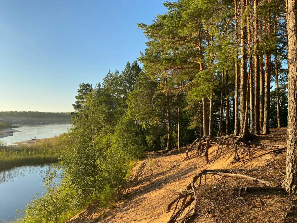 Дом на берегу озера