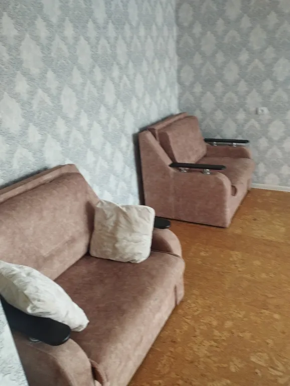 Горячая вода, тёплая уютная квартира в центре города 5 минут от трассы