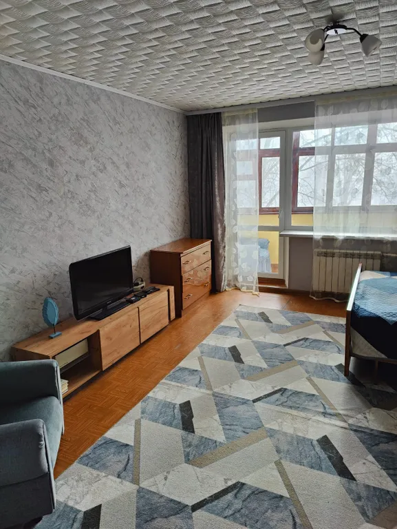 Уютная 2-комнатная квартира в спальном районе, рядом с трассой М4