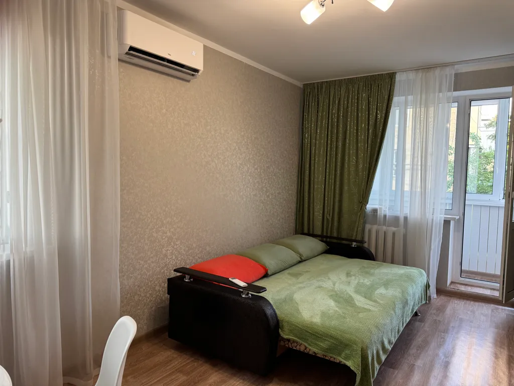 Квартира на 1 береговой линии в центре города