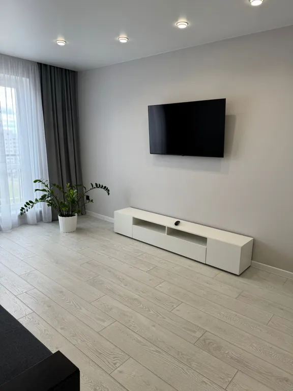 Уютная квартира с панорамными окнами