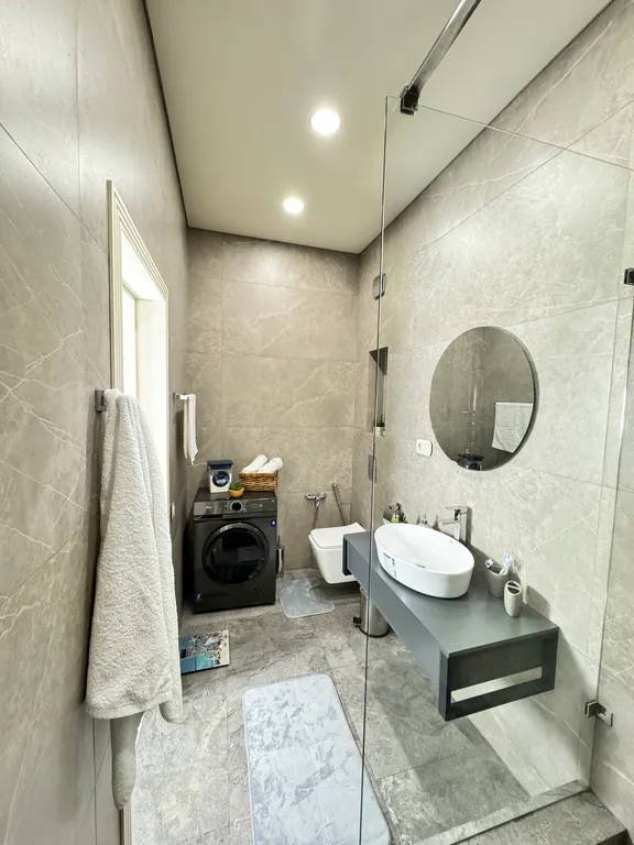 Евродвушка в ЖК Комфорт Сити с видом на горы, рядом с ТЦ MEGA