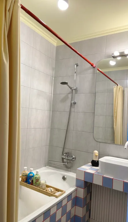 Уникальная и яркая квартира