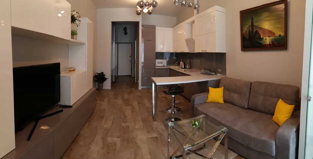 Квартира Первая линия — аренда посуточно в Партенит