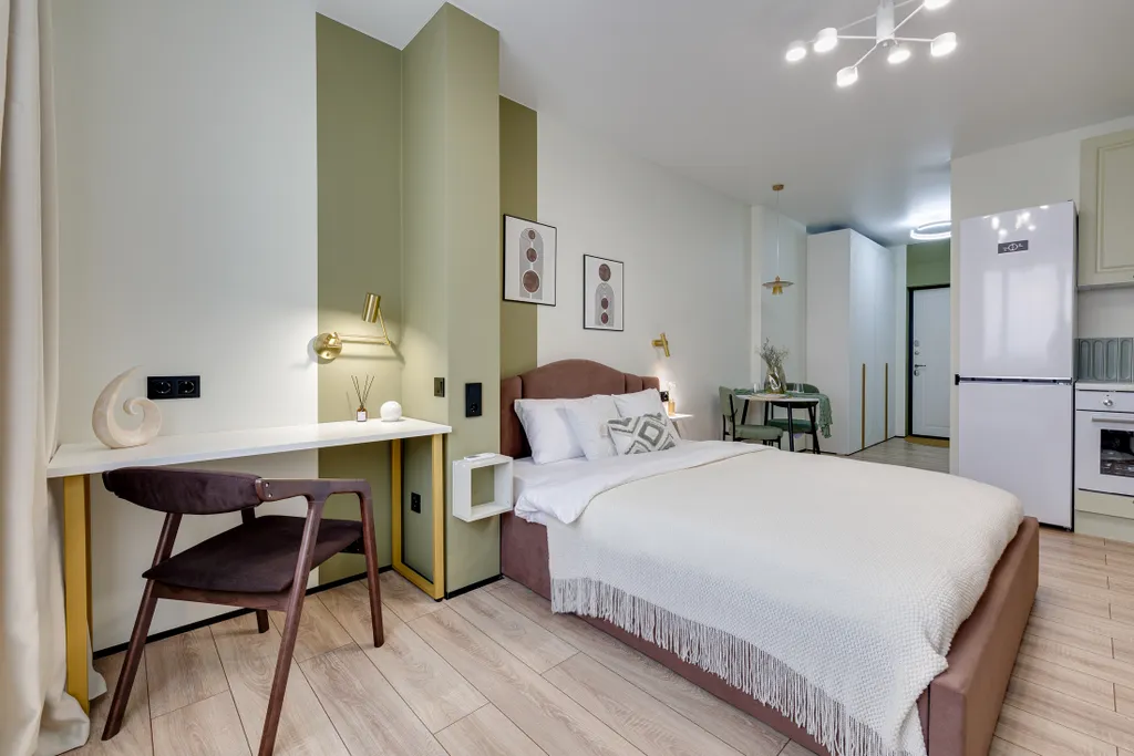 Студия на бульваре