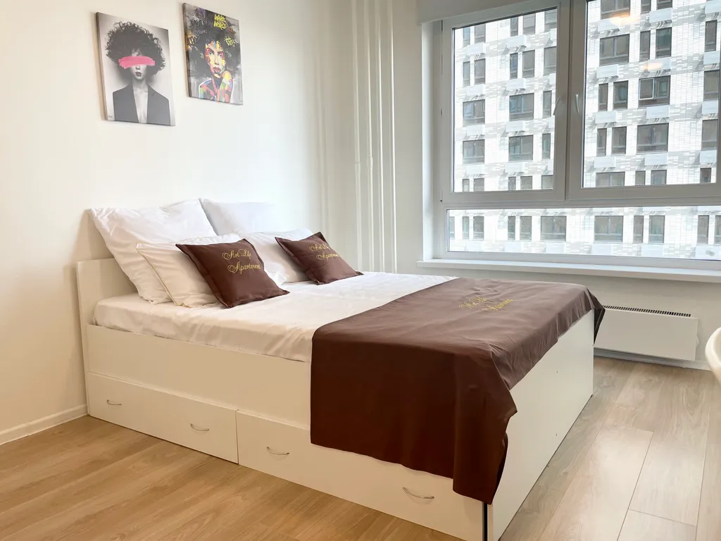 Art art life apartment Orange park