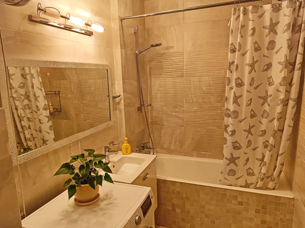 4-комнатная Квартира