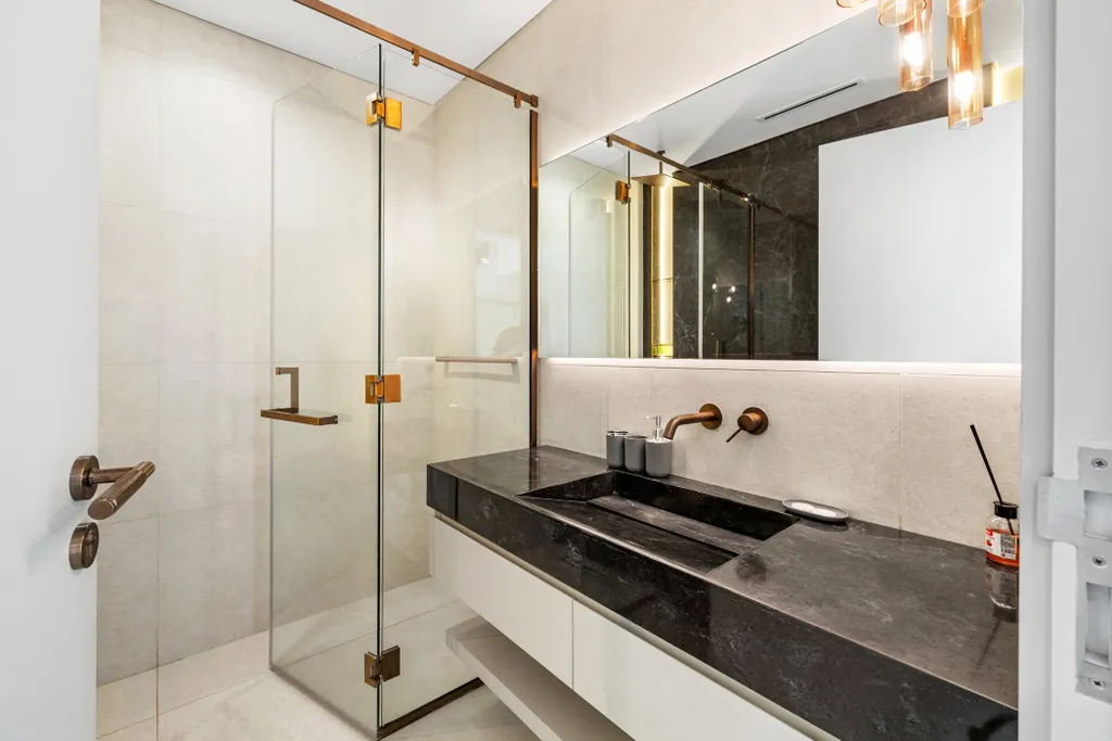 Дизайнерские апартаменты с бассейном на крыше