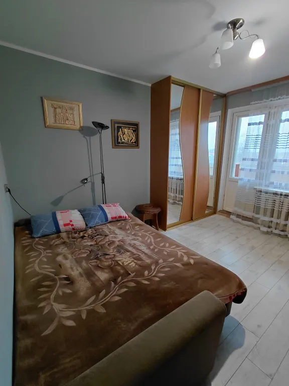 Двухкомнатная квартира около вокзала